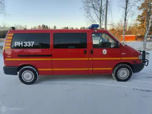Volkswagen CARAVELLE SYNCRO-2.5TDI- 7DB-KOMBI-4X4/332, 2002, 2.5l, 4x4, Diesel