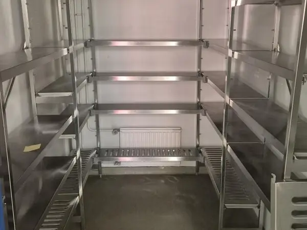 RST hyllykokonaisuus 2kpl 200x200cm + pääty
