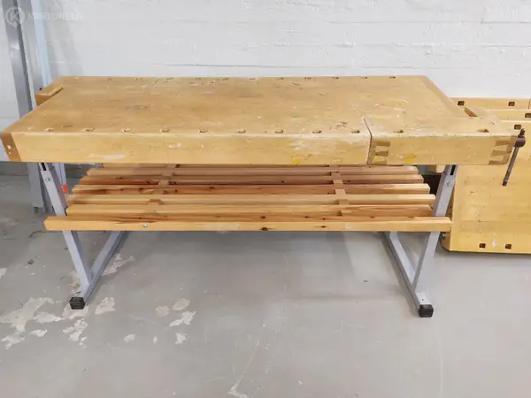 Höyläpenkki (nro1)