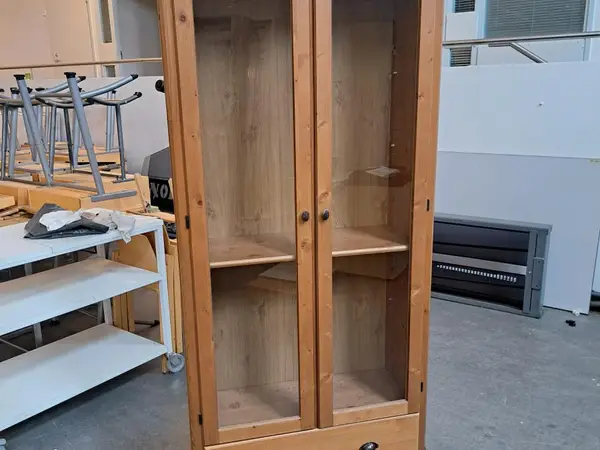 Vitriini IKEA MARKÖR