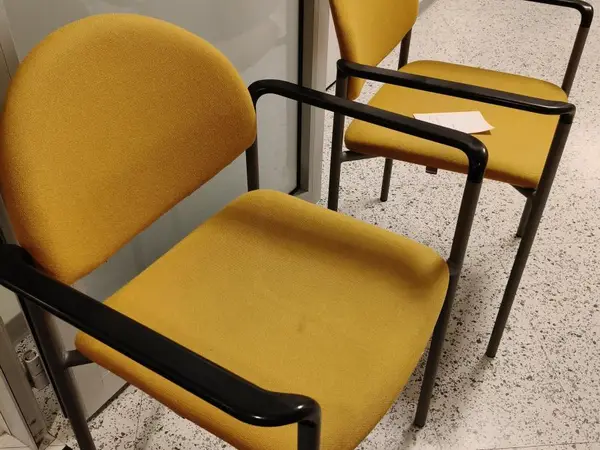 Martela tuoli 2 kpl (nro 321) tila S2 Aula