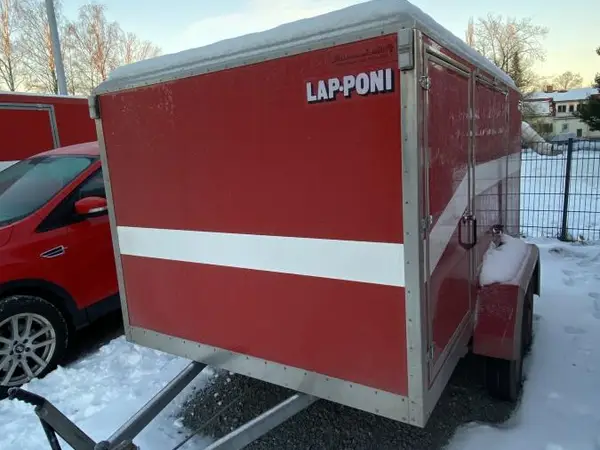 Jarrullinen peräkärry vaneri-lasikuitukorilla Lap-Poni, 1989