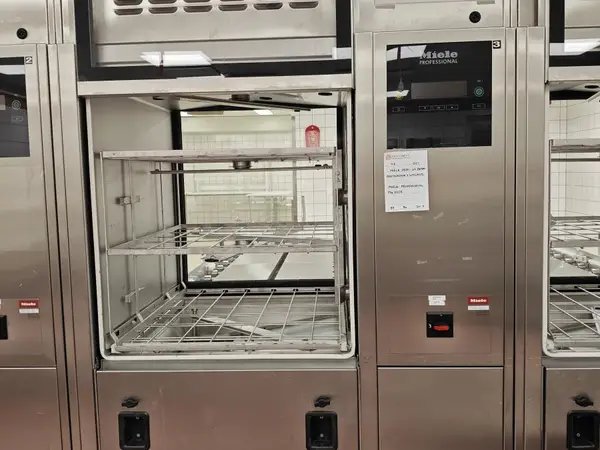 Miele pesu- ja desinfektiokone + linjasto (nro 73) tila DP 001