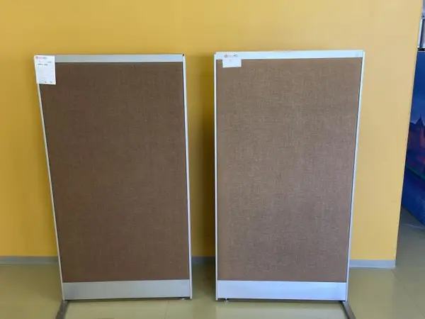 Sermit 2 kpl (nro 4) tila E2 Aula Olka