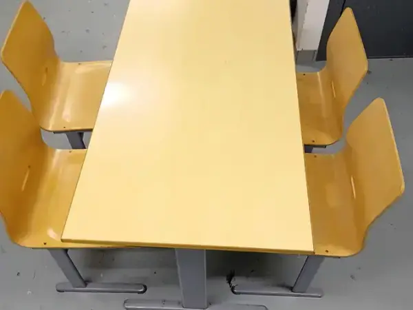 Ruokalan pöytäryhmät (3 pöytää 12 tuolia), Rovaniemi