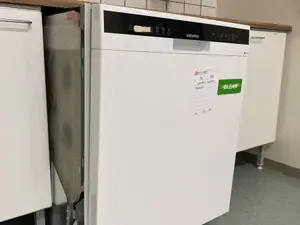Siemens astianpesukone (nro 36) tila E1 Laboratorio 098