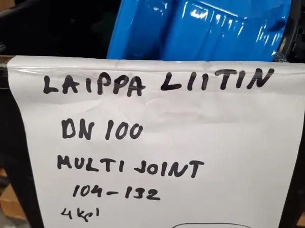 Hausjärven vesihuoltolaitokselta yli jääneitä tarvikkeita, Laatikko 4
