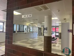 Peili (nro 25) tila E2 Aula Aula