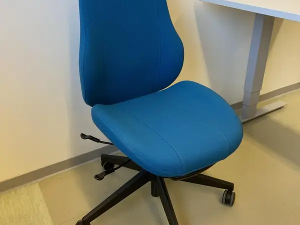Isku työtuoli (nro 192) tila F2 Yhtymähallinto 031