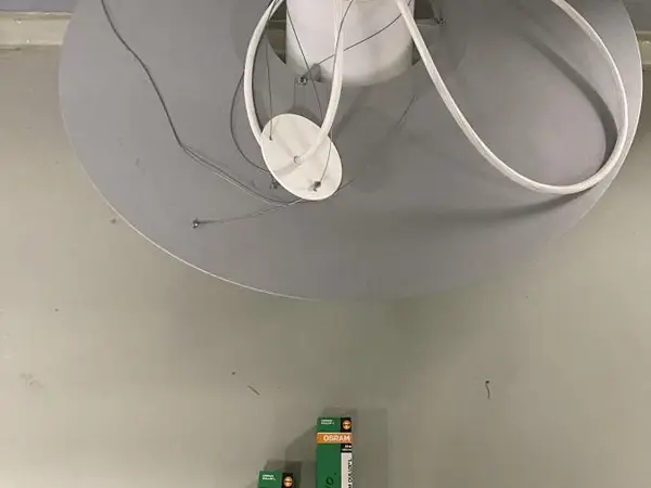 Fagerhult Liverti -riippuvalaisin Ø700 mm (Valaisin 10.)