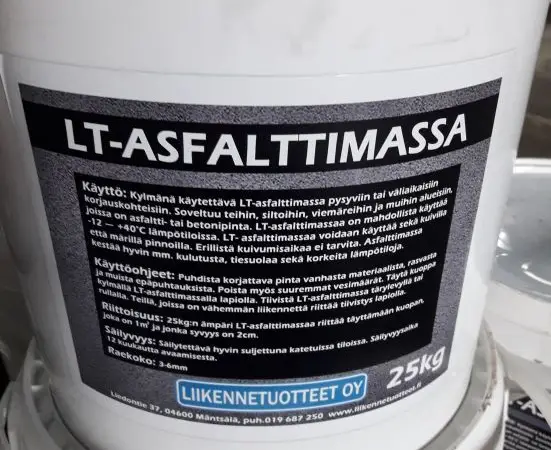 Asfalttimassa