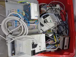 Automaatiolaitteita,​ MODICON Logiikkamoduulit