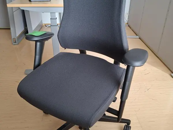 Martela Axia työtuoli harmaa nro2