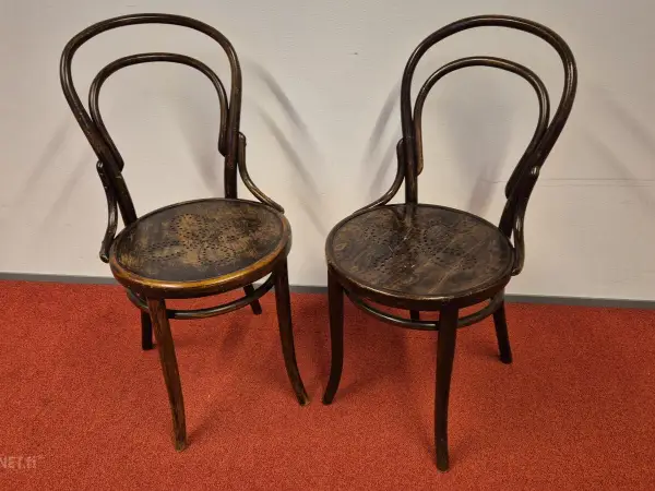 Thonet wieniläistuolit 2kpl (nro 162) erä 4