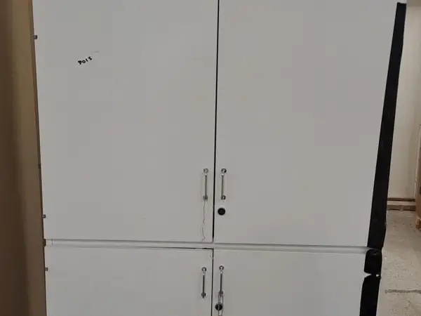 Valkoinenkaappi