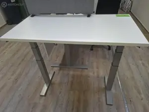 Pieni Sähköpöytä, valkoinen