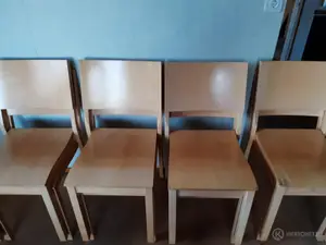 Iskun tuolit 8 kpl