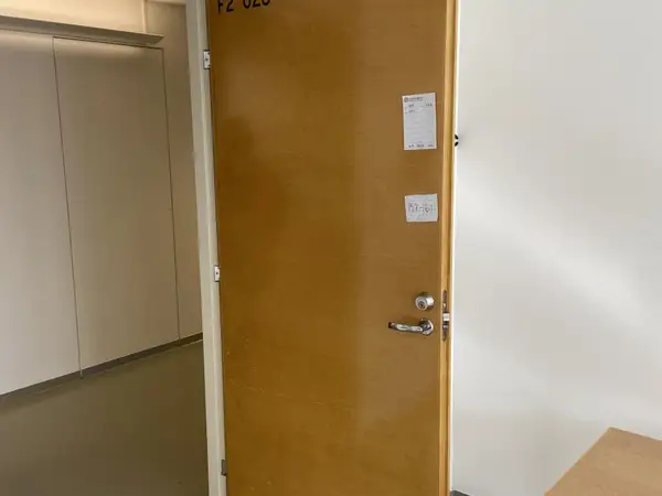 Ovi (nro 157) tila F2 Yhtymähallinto 028