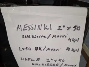 Hausjärven vesihuoltolaitokselta yli jääneitä tarvikkeita, Laatikko 21