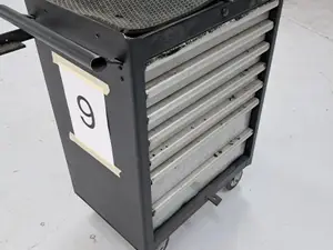 Työkaluvaunu 9