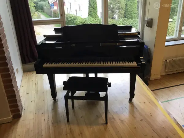 Flyygeli Yamaha