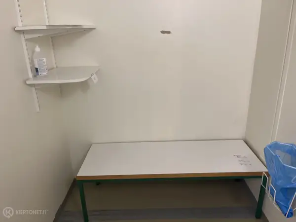 Penkki + Hyllyt (nro 400) tila E1 Röntgen 123