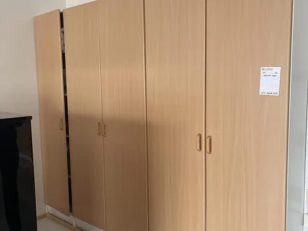 Kaapistot 2kpl (nro 37) tila 1 krs. 312