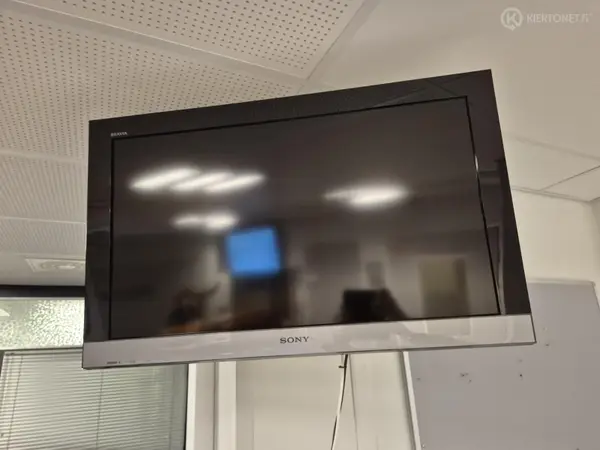 Sony TV 32" ja seinäteline (nro 34) tila S2 Aula