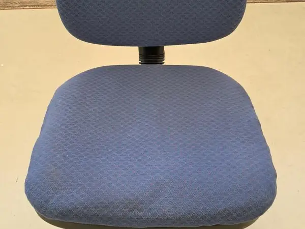 Tuoli (nro 1268)
