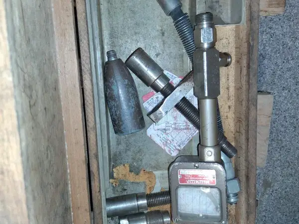 Kuvan mukaiset laitteet Motormeter puristuspainemittari diesel ja bensa