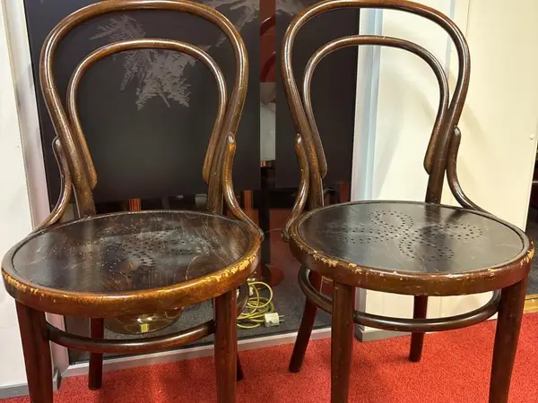 Thonet wieniläistuolit 2kpl (nro 157) erä 4