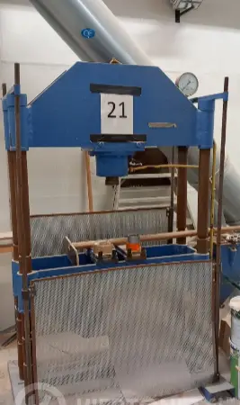 Hydrauliprässi