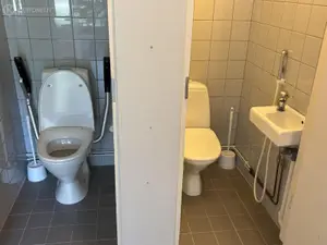 WC-kalusteet (nro 43) tila 1 krs. AulaWC