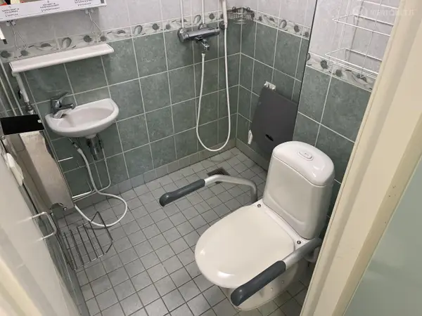 WC-kalusteet (nro 181) tila D1 vuodeosasto 189