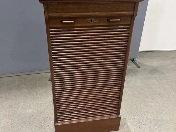 Billnäs arkistokaappi (nro 463) tila P Erä 5.