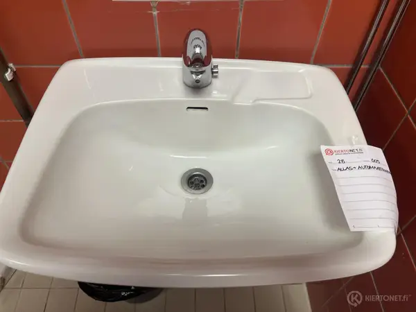 ALLAS+AUTOMAATTIHANA (nro 28) tila E2 Aula 005