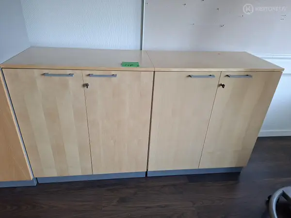Martela senkki tai matala kaappi
