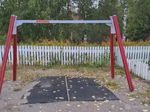 Leikkiväline: Keinu runko LP8 + matot