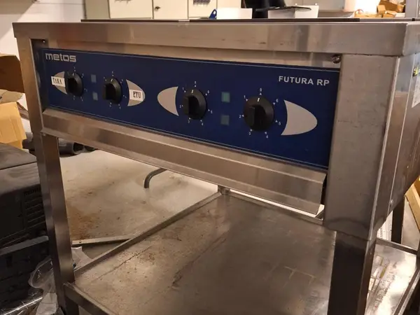 Metos Futura RP4 liesi