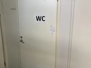 WC-kalusteet (nro 32) tila 1 krs. 112