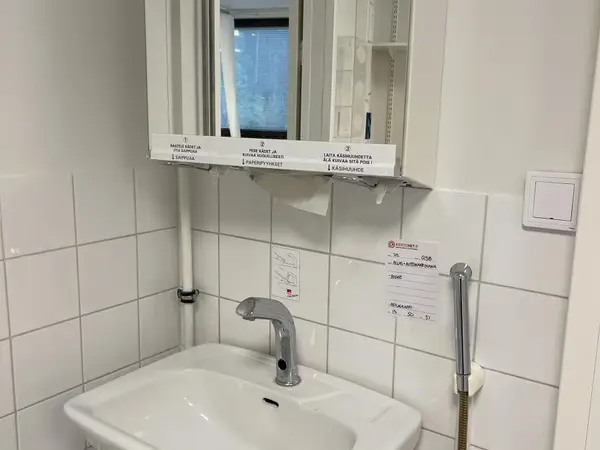 Allas + automaattihana (nro 79) tila F2 Yhtymähallinto 013B