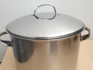 Teräksinen kattila 10 litraa