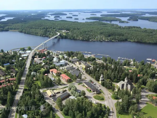 Omakotitalotontti Puumalan Kotiniemessä, Tölppäänniementie 9. Tontti 7, kortteli 225.