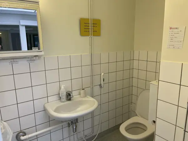 WC-kalusteet (nro 150) tila D1 vuodeosasto 167