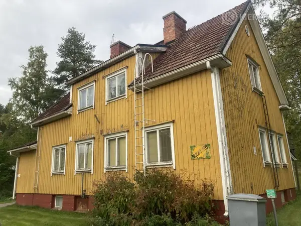 Temmeksen vanha nuortentalo