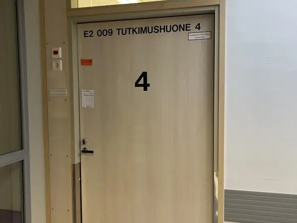 Äänieristys- ja palo-ovi (nro 54) tila E2 ortopedia 009