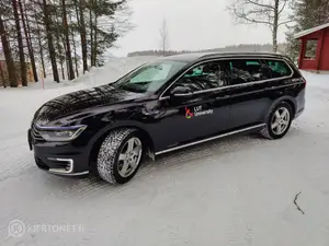 Vaihdelaatikkoviallinen Volkswagen Passat Highline GTE Farmari DSG-automaatti 160 kW (218 hv)