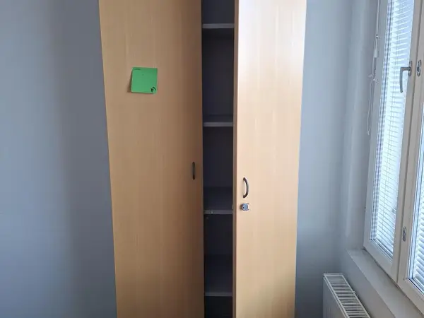 Isku kaappi