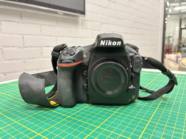 Nikon D810