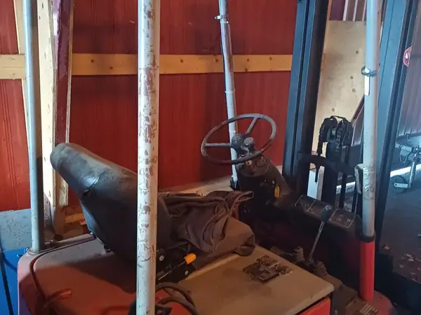 LINDE A6 trukki